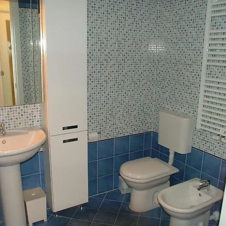 Lovely Nest With Lagoon View And Terrace In Apartament Grado