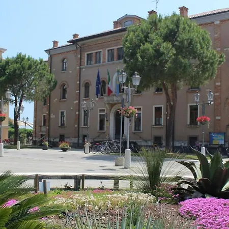 Apartment Lovely Nest With Lagoon View And Terrace In