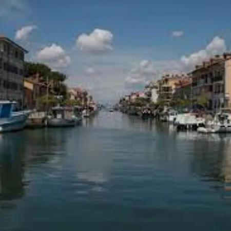 Lovely Nest With Lagoon View And Terrace In Apartment *